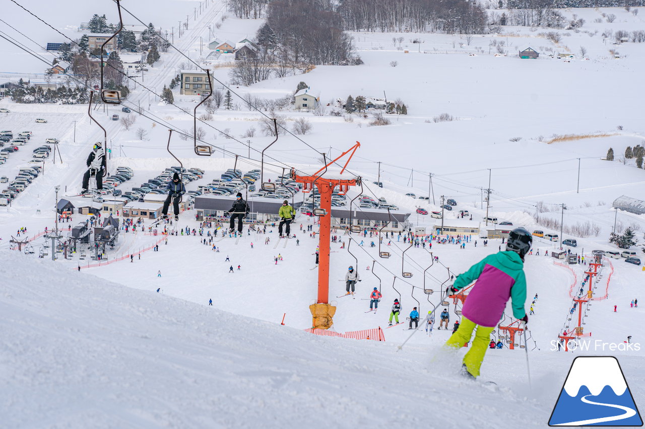 北長沼スキー場｜スキーシーズン真っ盛り！3連休の初日は、キッズ＆ファミリーで賑わう空知のローカルゲレンデへ♪